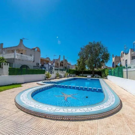 Maison Mary Sol * Torrevieja