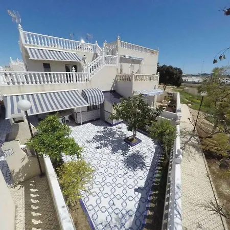 Maison Mary Sol * Torrevieja