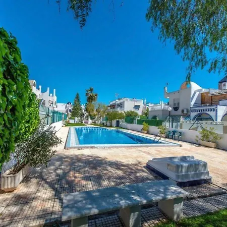 Maison Mary Sol * Torrevieja